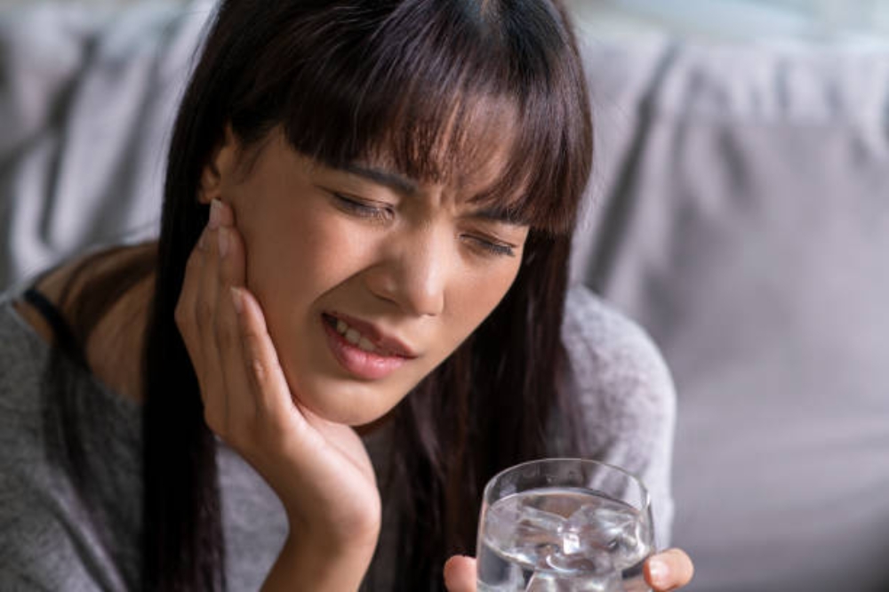 Wisdom Tooth Removal: Signs, Procedure, Recovery, and When Not to Wait